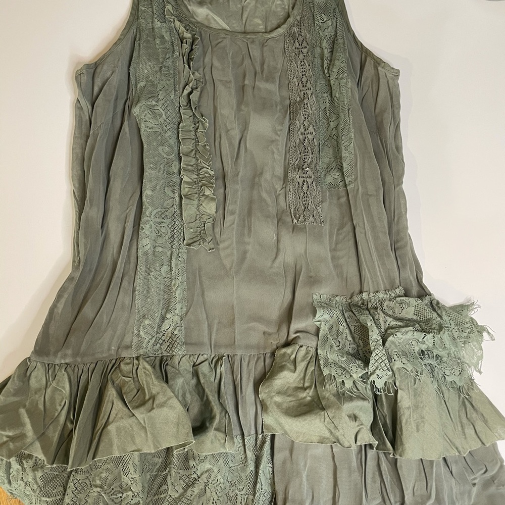 Layered lacey long tank top